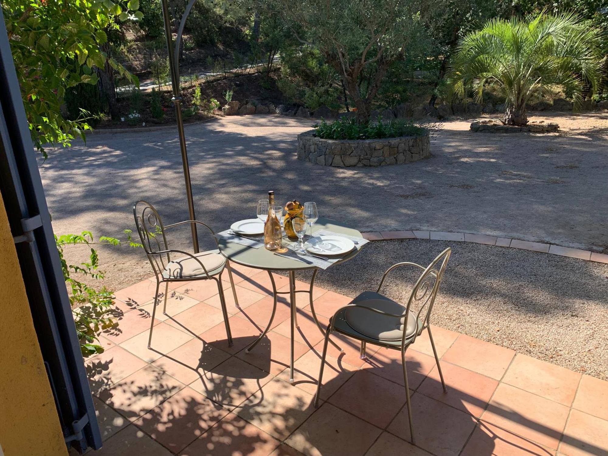 Sous Les Pins Parasols Vidauban Eksteriør bilde