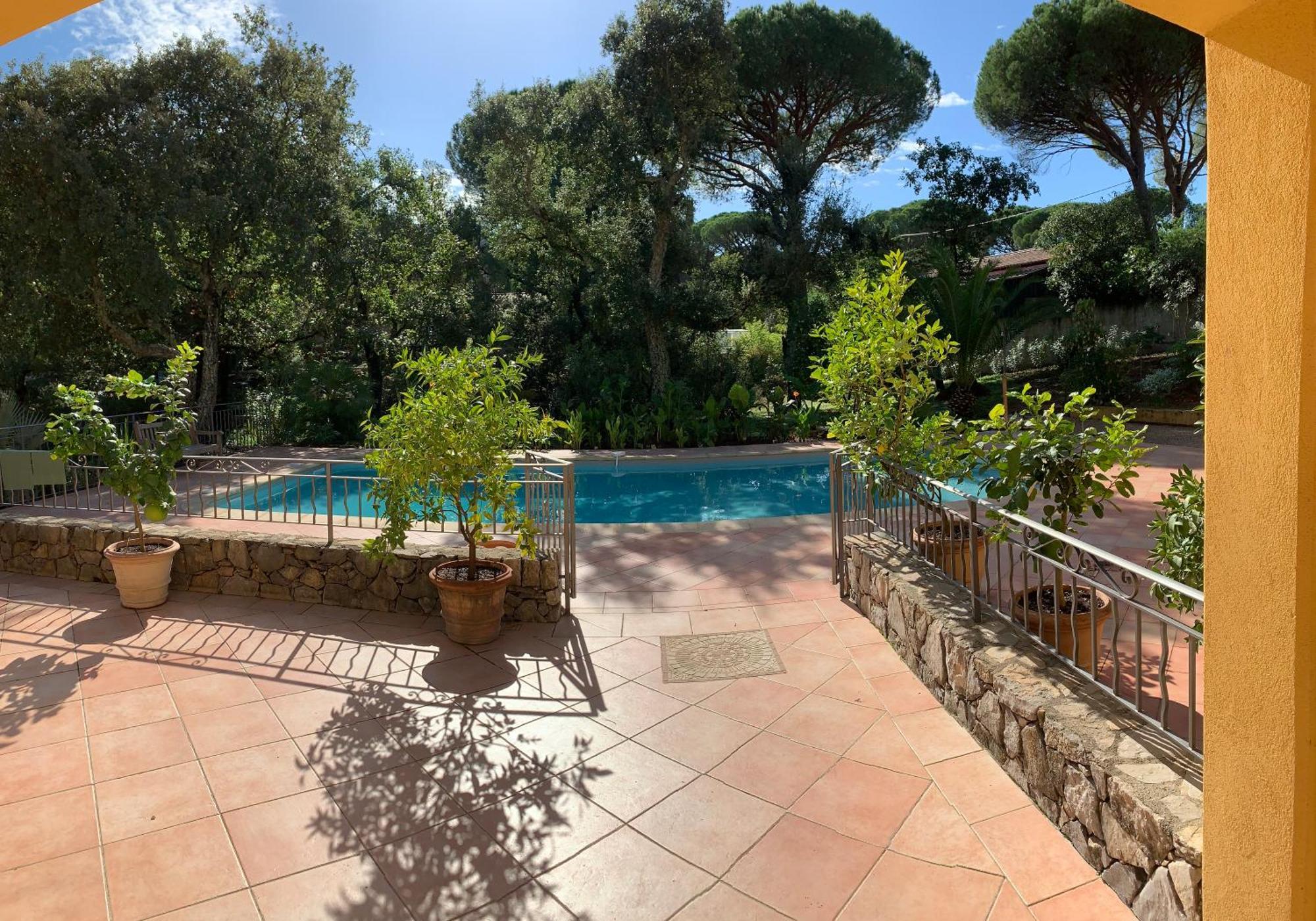 Sous Les Pins Parasols Vidauban Eksteriør bilde